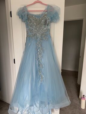 Women’s Light Blue Tulle Party Dress with Silver Embellishment Short Sleeve